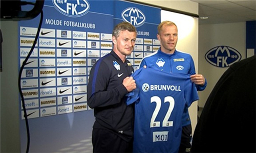 南野拓实：森保一值得尊敬，教练分工模式让球队受益（南野拓实：森保一令人敬重，分工明确的教练团队让球队受益）