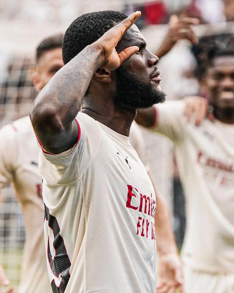 中超土帅成绩：韩鹏半程接手拿第5，曲刚半程接手未能保级（中超本土主帅战绩：韩鹏半程接手升至第5，曲刚半程执教未能保级）