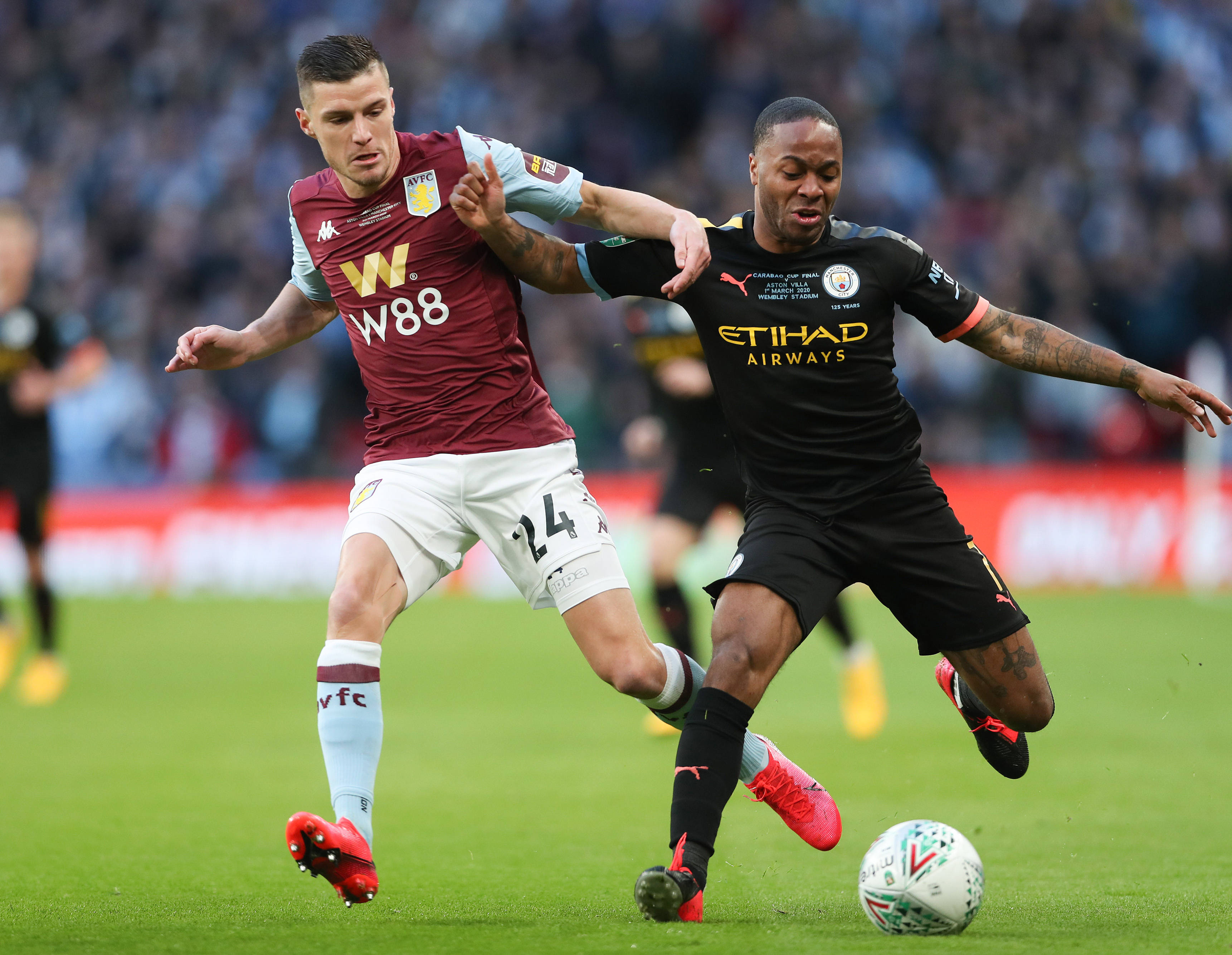 每体：拉菲尼亚是巴萨非卖品，个人目标赢得欧冠和2026年世界杯（每体：巴萨不卖拉菲尼亚，他剑指欧冠与2026年世界杯冠军）