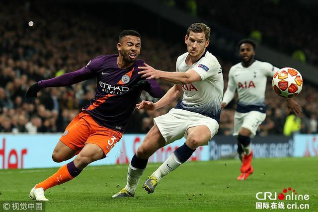 2025／26赛季英超：赛季重创！利物浦官方确认伊萨克成功手术（2025／26英超重挫：利物浦官宣伊萨克手术顺利，赛季前景受重创）