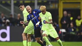 澳超前瞻：惠灵顿凤凰新赛季攻强守弱，麦克阿瑟FC火力不足（澳超前瞻：惠灵顿凤凰新季攻强守弱，麦克阿瑟FC锋线乏力）