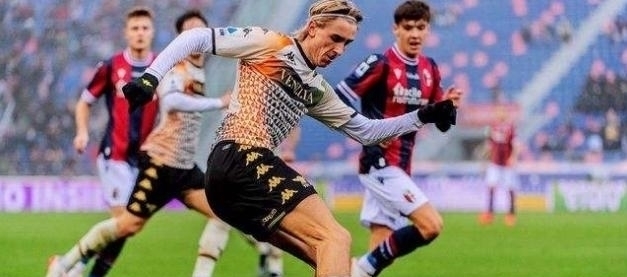 东体：国足年轻化不是面子工程，塞鸟、侯永永等应有一席之地（东体：国足年轻化不做表面文章，塞鸟、侯永永等应获一席之地）