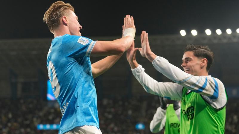 挑起大梁！卡斯尔狂轰30+10+6，得分创赛季新高（火力全开！卡斯尔30+10+6大爆发，单场得分刷新个人赛季新高）