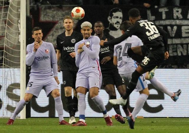 火热！凯恩全场数据：2射2正进2球，传球成功率81.8％（状态爆棚！凯恩全场2射2正梅开二度，传球成功率81.8%）