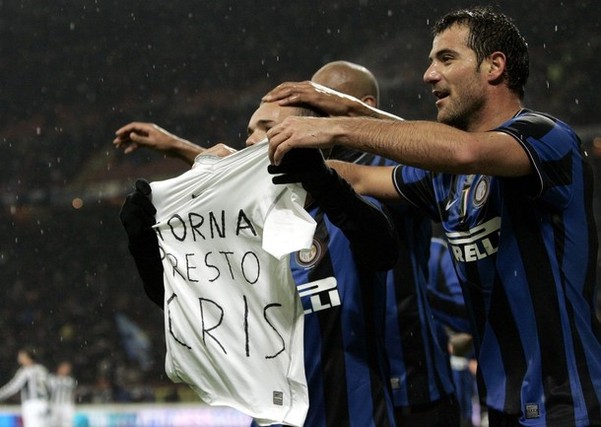 瓦伦西亚对阵塞维利亚：首发阵容与比赛前瞻（瓦伦西亚vs塞维利亚：首发名单与赛前解析）