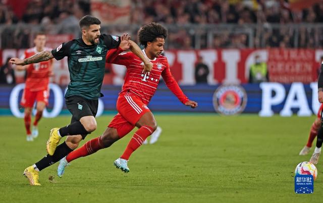 梅西：斯卡洛尼总是充满激情；阿根廷拥有很多非凡的球员（梅西：斯卡洛尼激情四射，阿根廷人才济济）